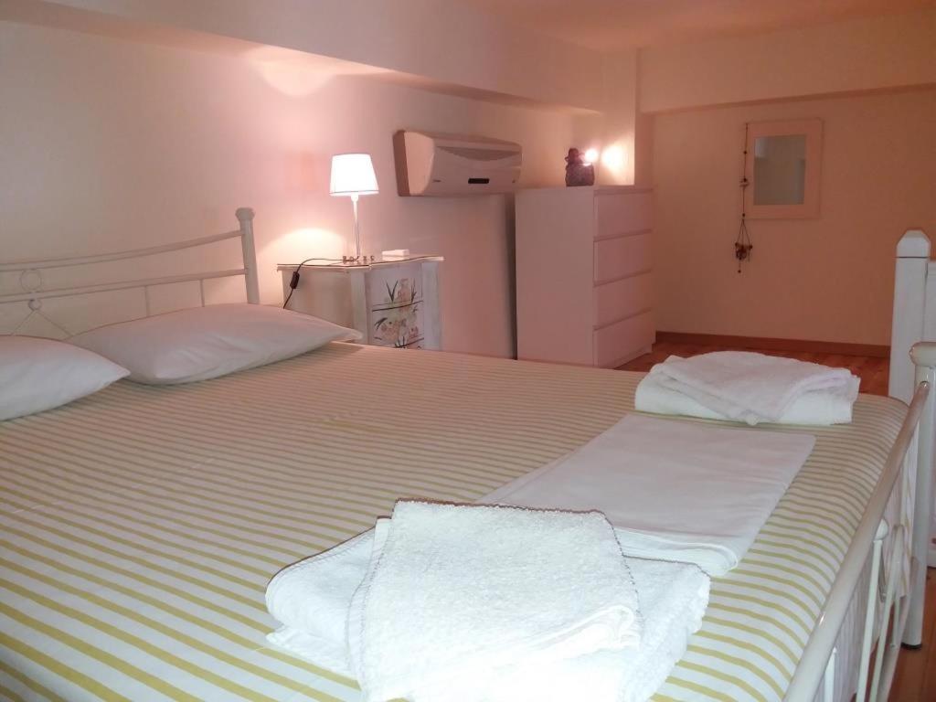 Roula'S Suites Ándros المظهر الخارجي الصورة