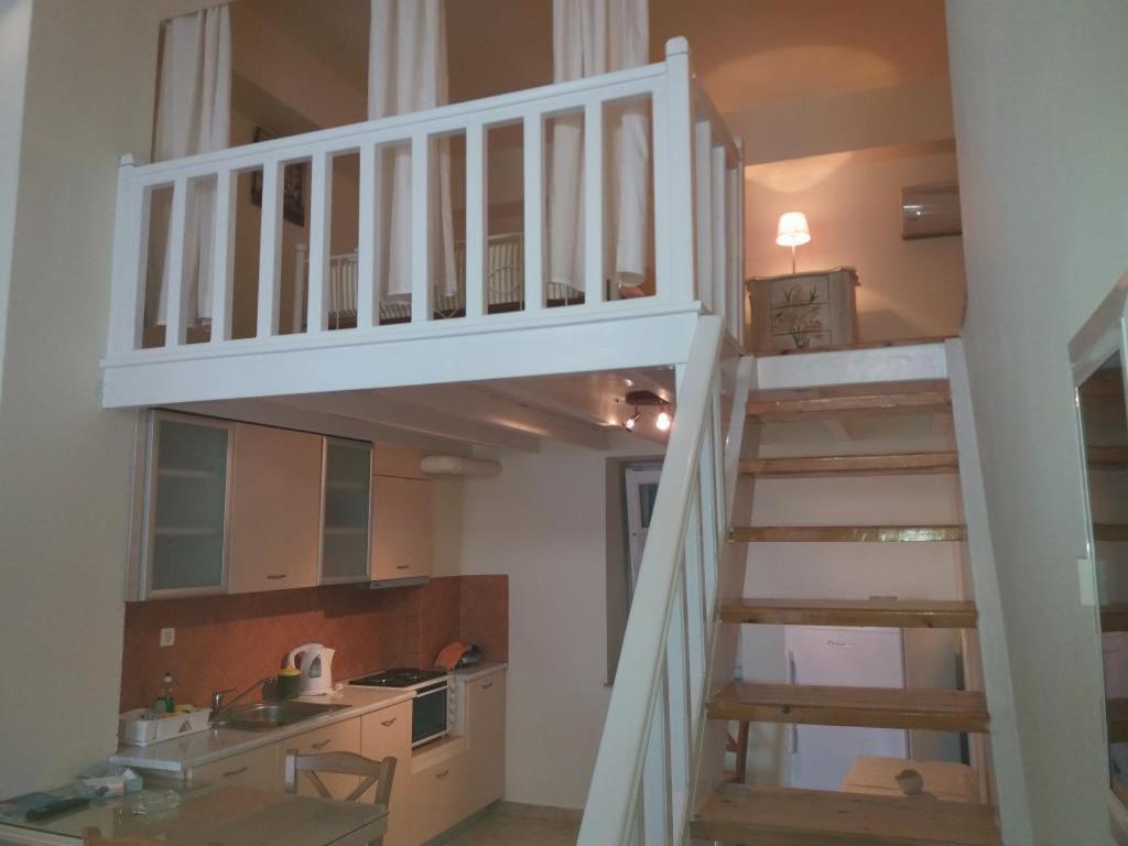 Roula'S Suites Ándros المظهر الخارجي الصورة
